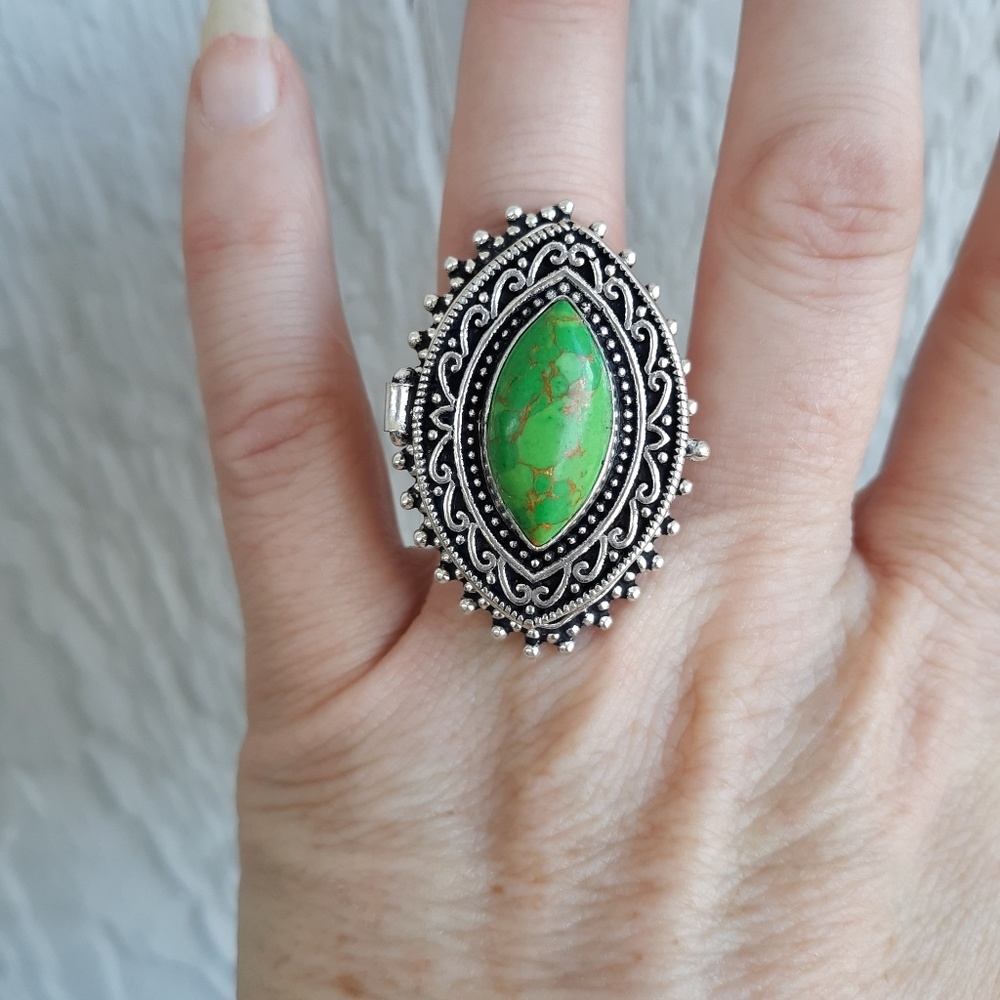 New Green Turquoise 925 Silver Poison Ring.